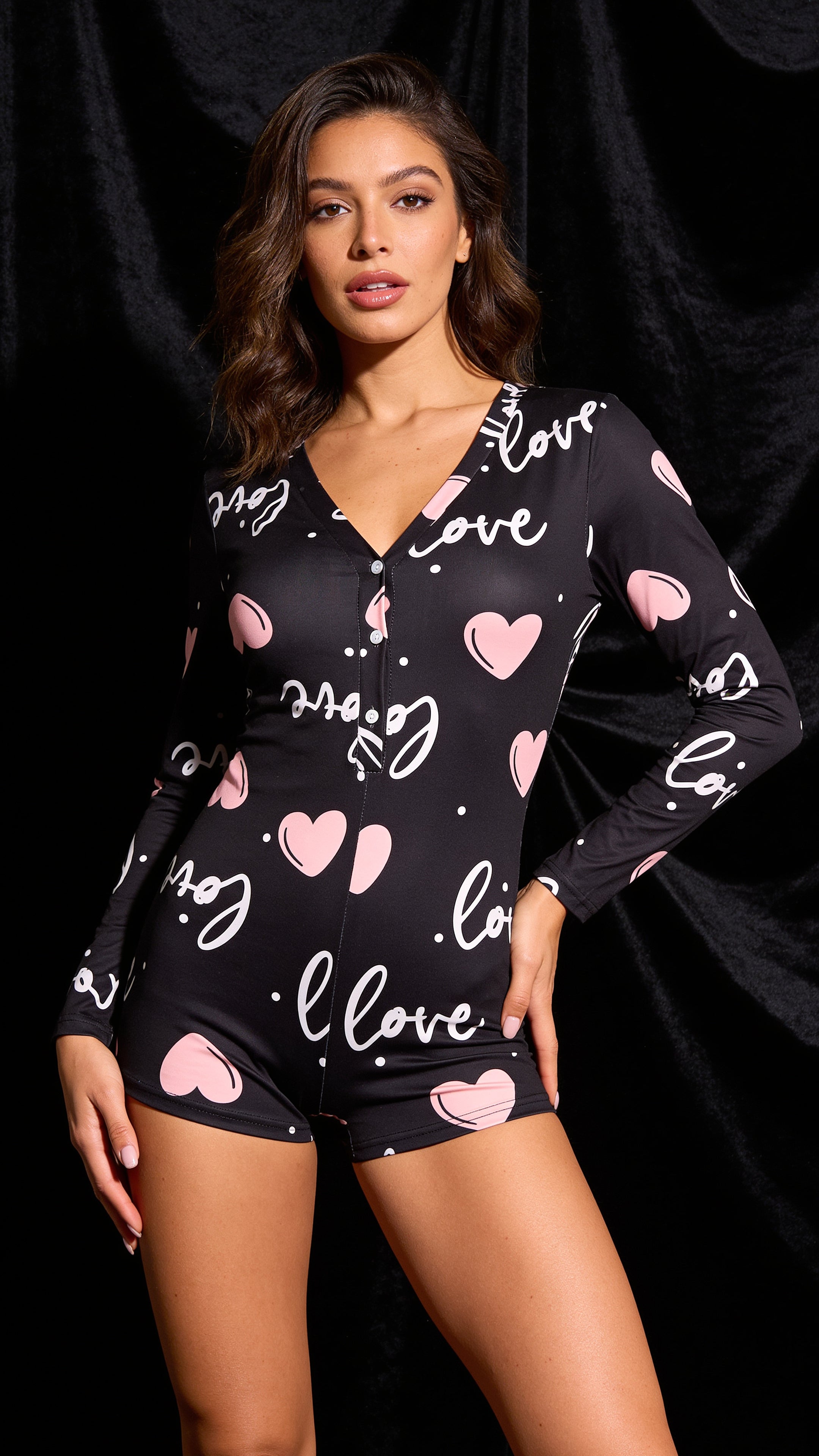 Noir Heart Siyah Kalp Desenli Love Yazılı